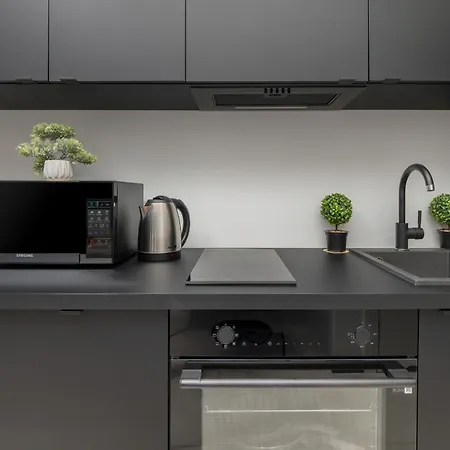 Ogrodowa Apartment Near Piotrkowska With Air Conditioning By Noclegi Renters Apartmán *