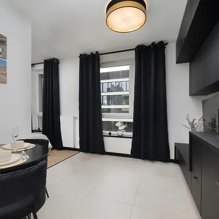 Ogrodowa Apartment Near Piotrkowska With Air Conditioning By Noclegi Renters Apartman *