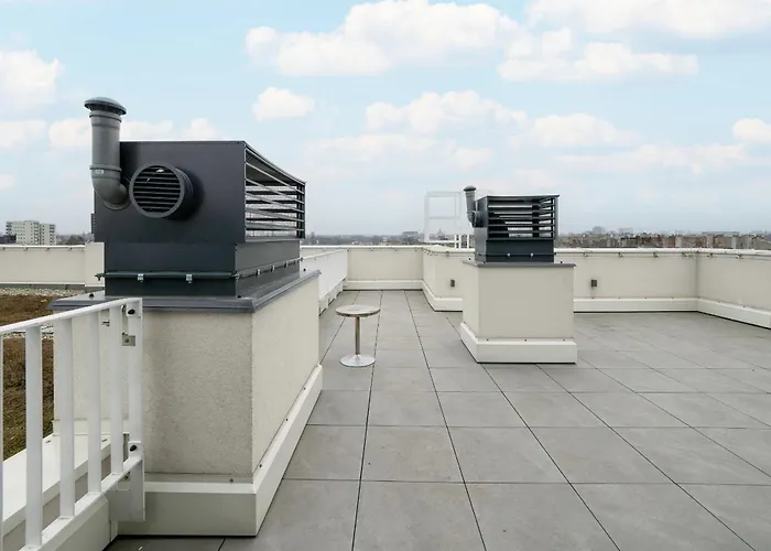 Ogrodowa Near Piotrkowska With Air Conditioning By Renters