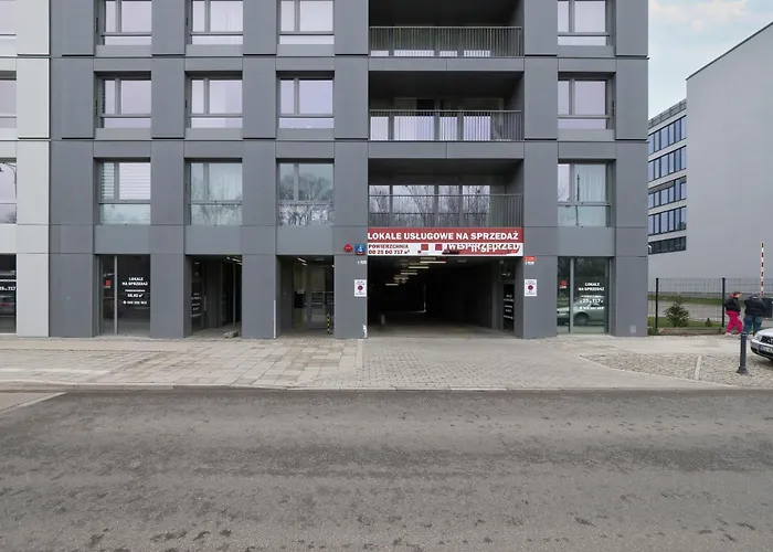 Ogrodowa Near Piotrkowska With Air Conditioning By Renters * Łódź